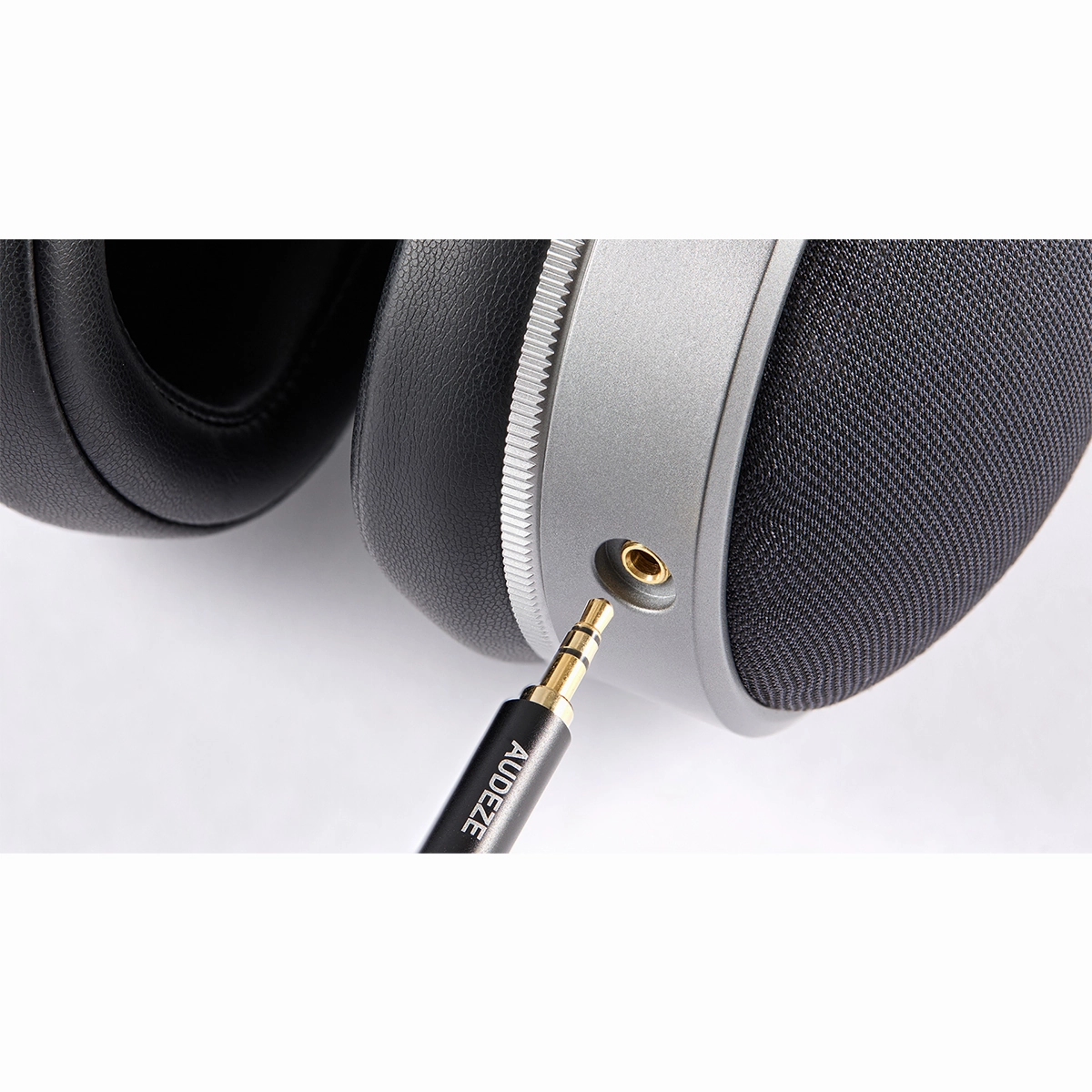 Audeze LCD-S20 Closed-Back Planar Headphones (Pre-Order)