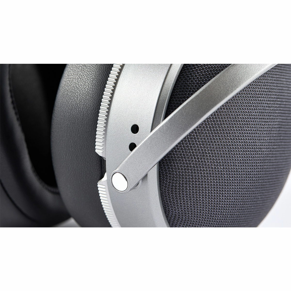 Audeze LCD-S20 Closed-Back Planar Headphones (Pre-Order)