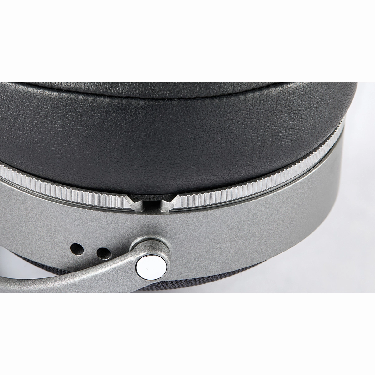 Audeze LCD-S20 Closed-Back Planar Headphones (Pre-Order)
