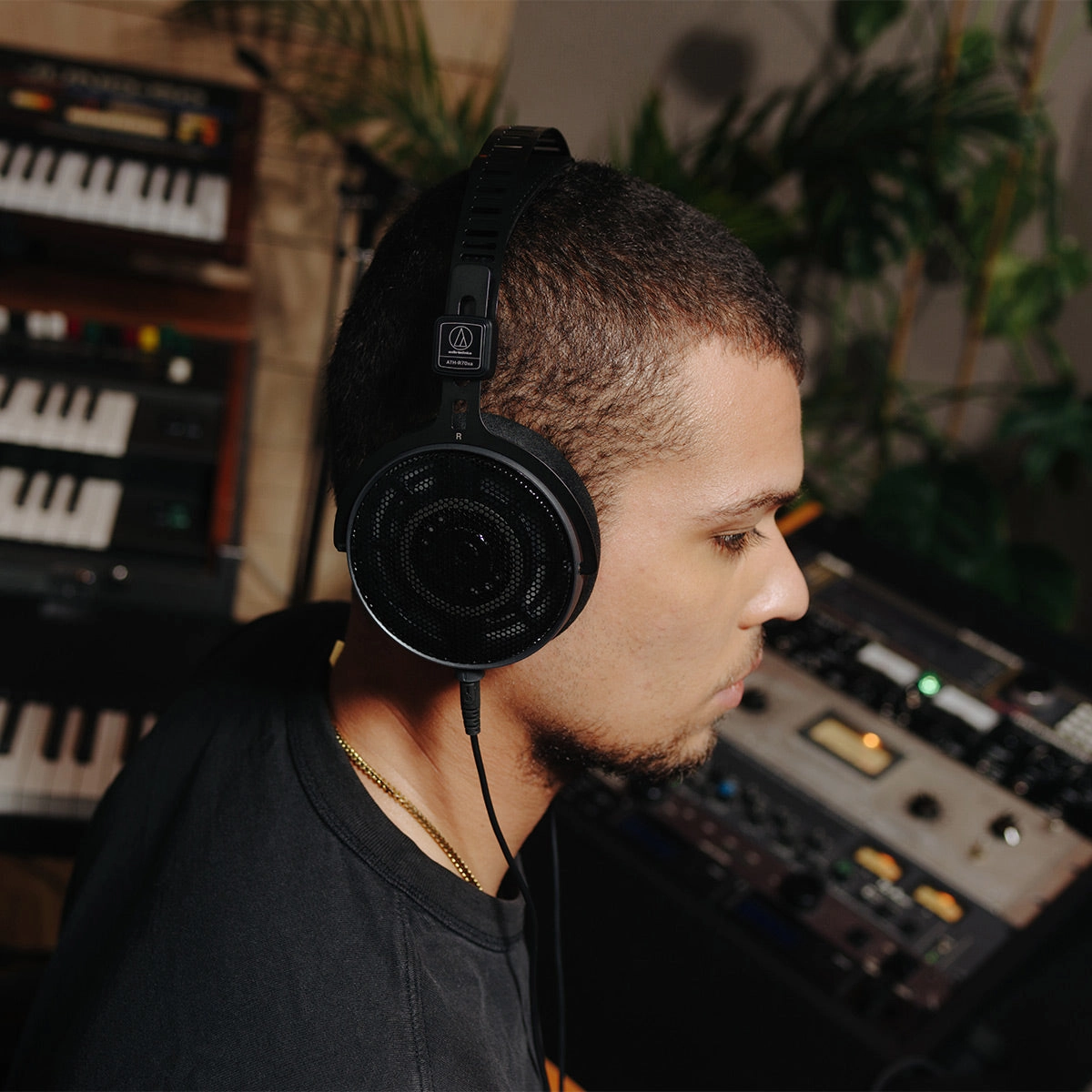 Audio-Technica ATH-R70xa Open-Back Reference Headphones