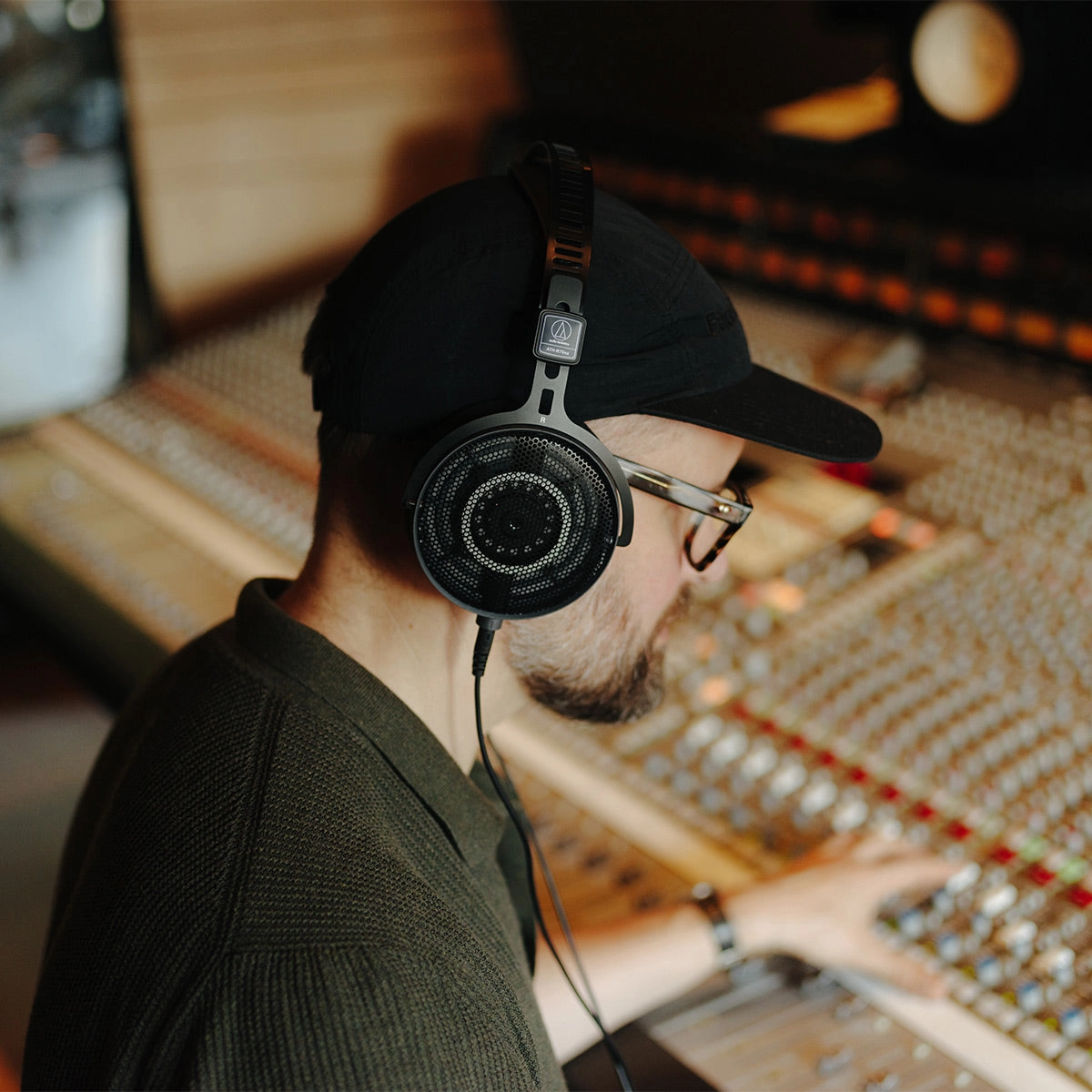 Audio-Technica ATH-R70xa Open-Back Reference Headphones