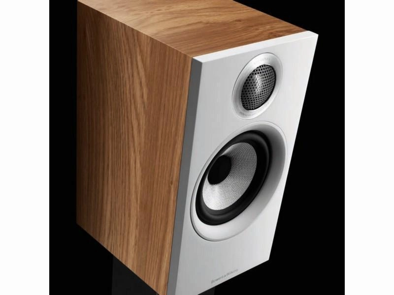 B&W 606 S3 Bookshelf Speakers - Oak