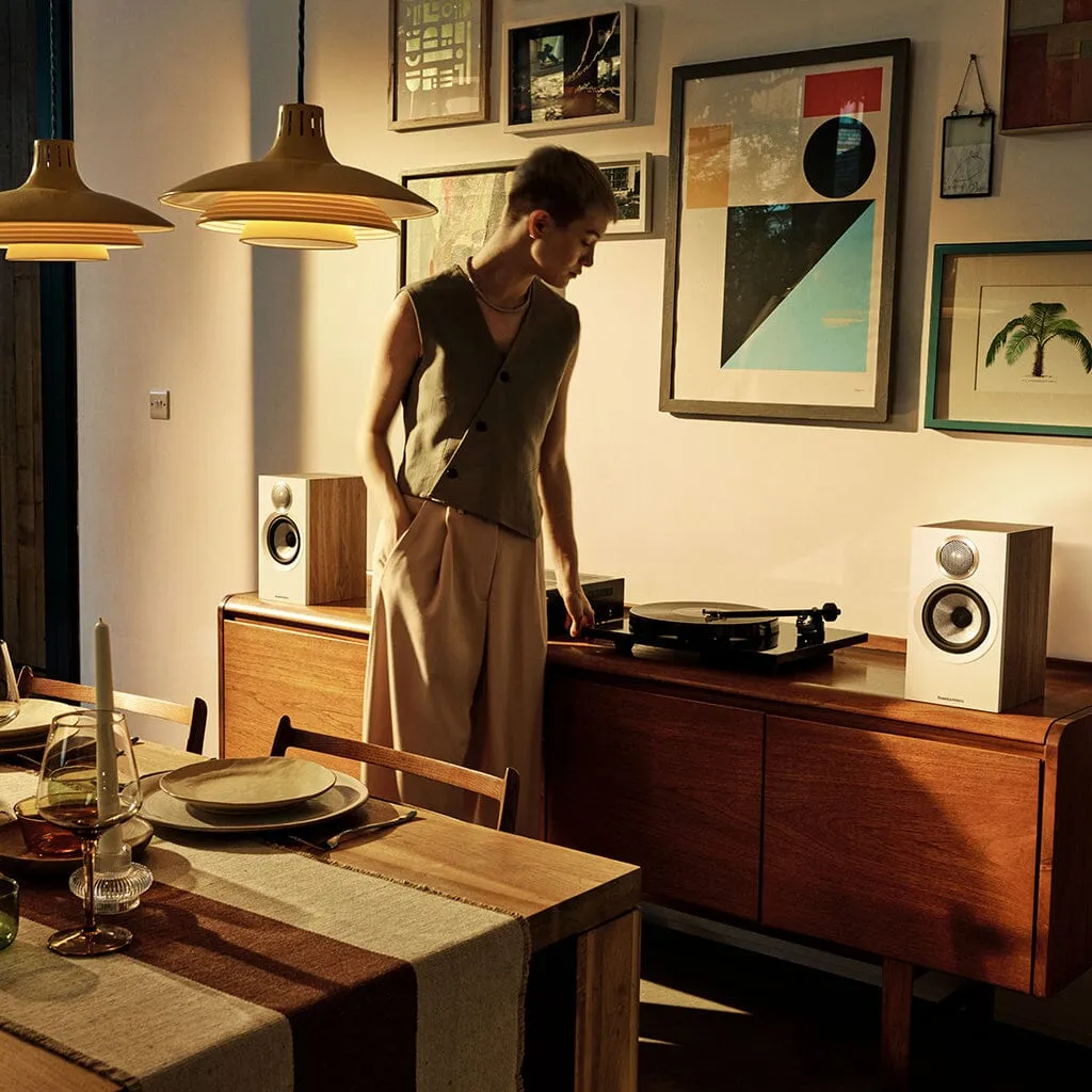 Bowers & Wilkins 607 S3 Bookshelf Speakers (Pair)