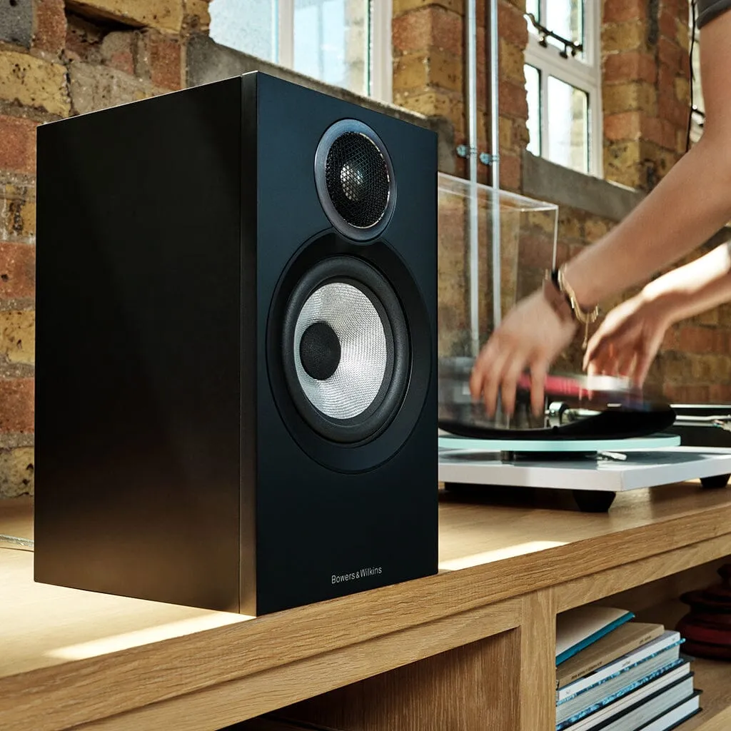 Bowers & Wilkins 607 S3 Bookshelf Speakers (Pair)