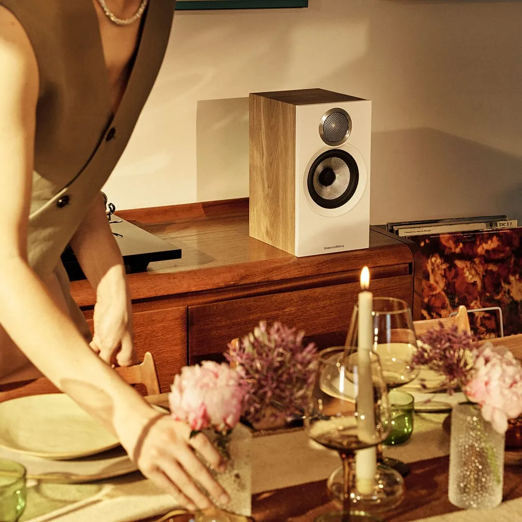 Bowers & Wilkins 607 S3 Bookshelf Speakers (Pair)