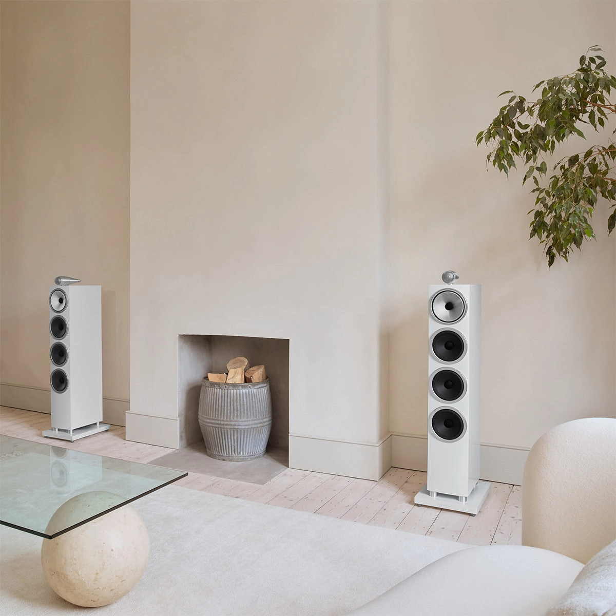 Bowers & Wilkins 702 S3 3-Way Floorstanding Speaker - Each (Satin White)
