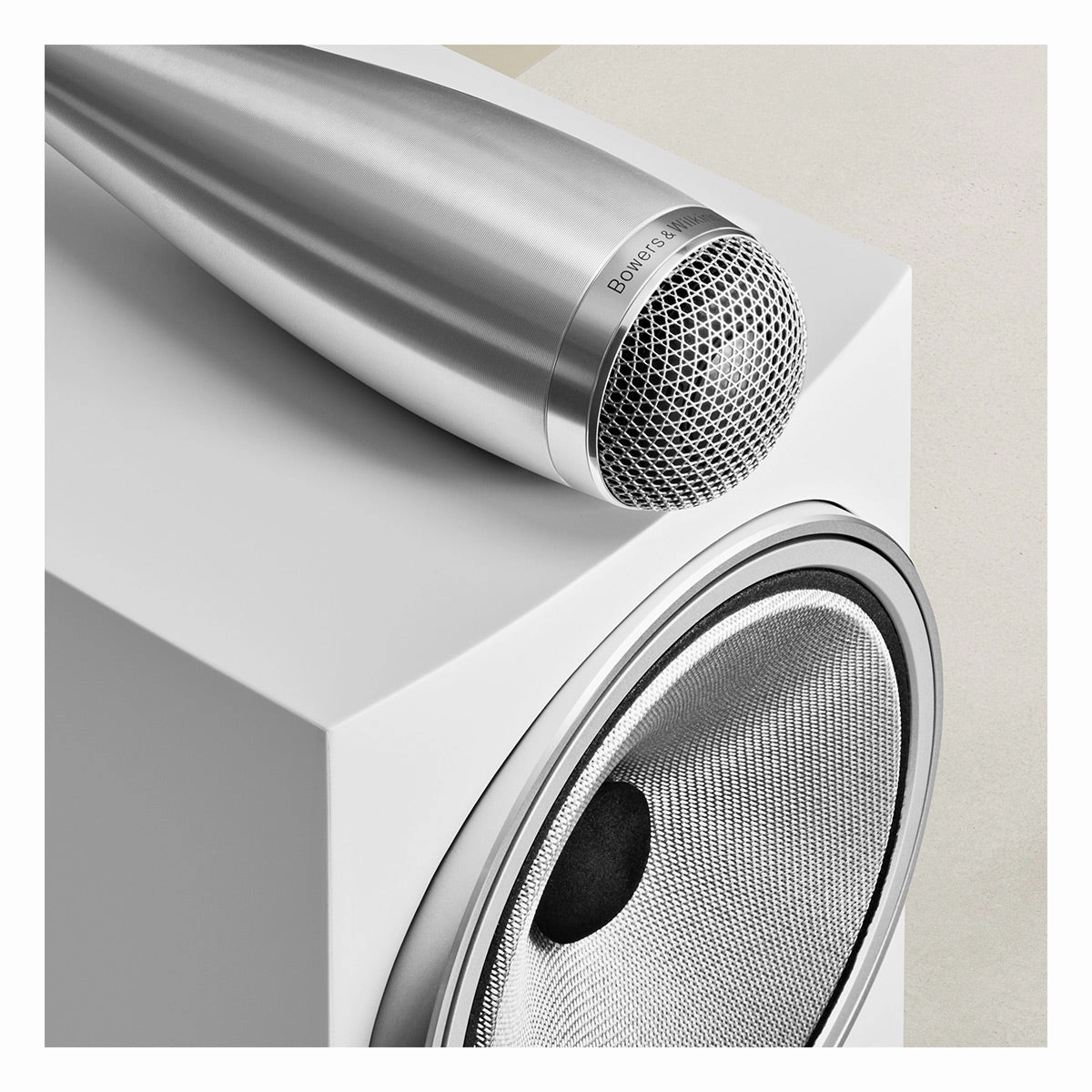 Bowers & Wilkins 702 S3 3-Way Floorstanding Speaker - Each (Satin White)