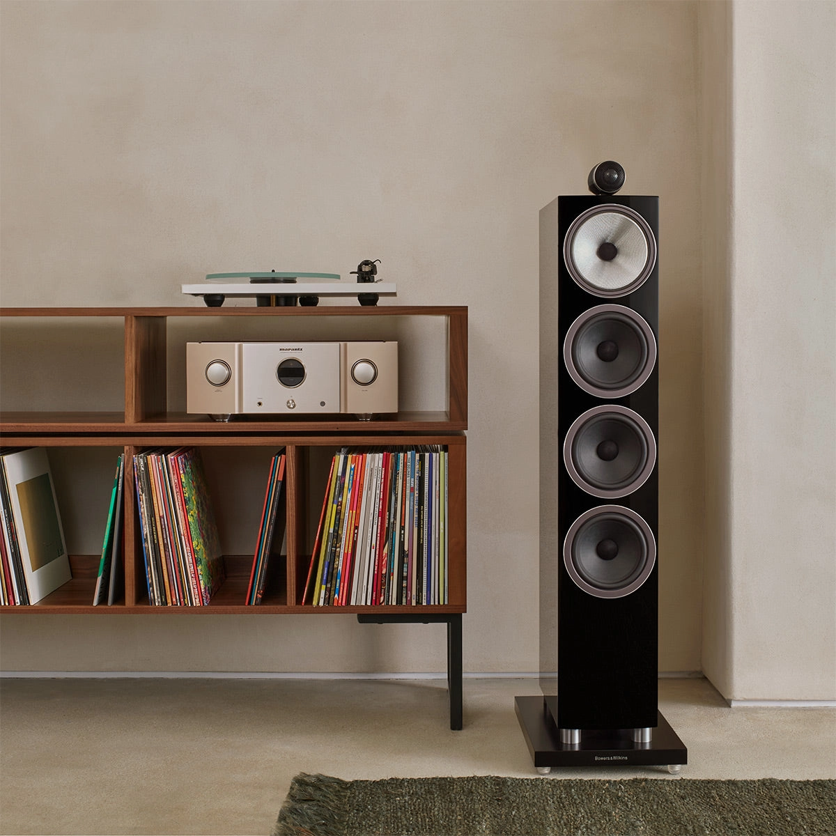 Bowers & Wilkins 702 S3 3-Way Floorstanding Speaker - Pair (Gloss Black)