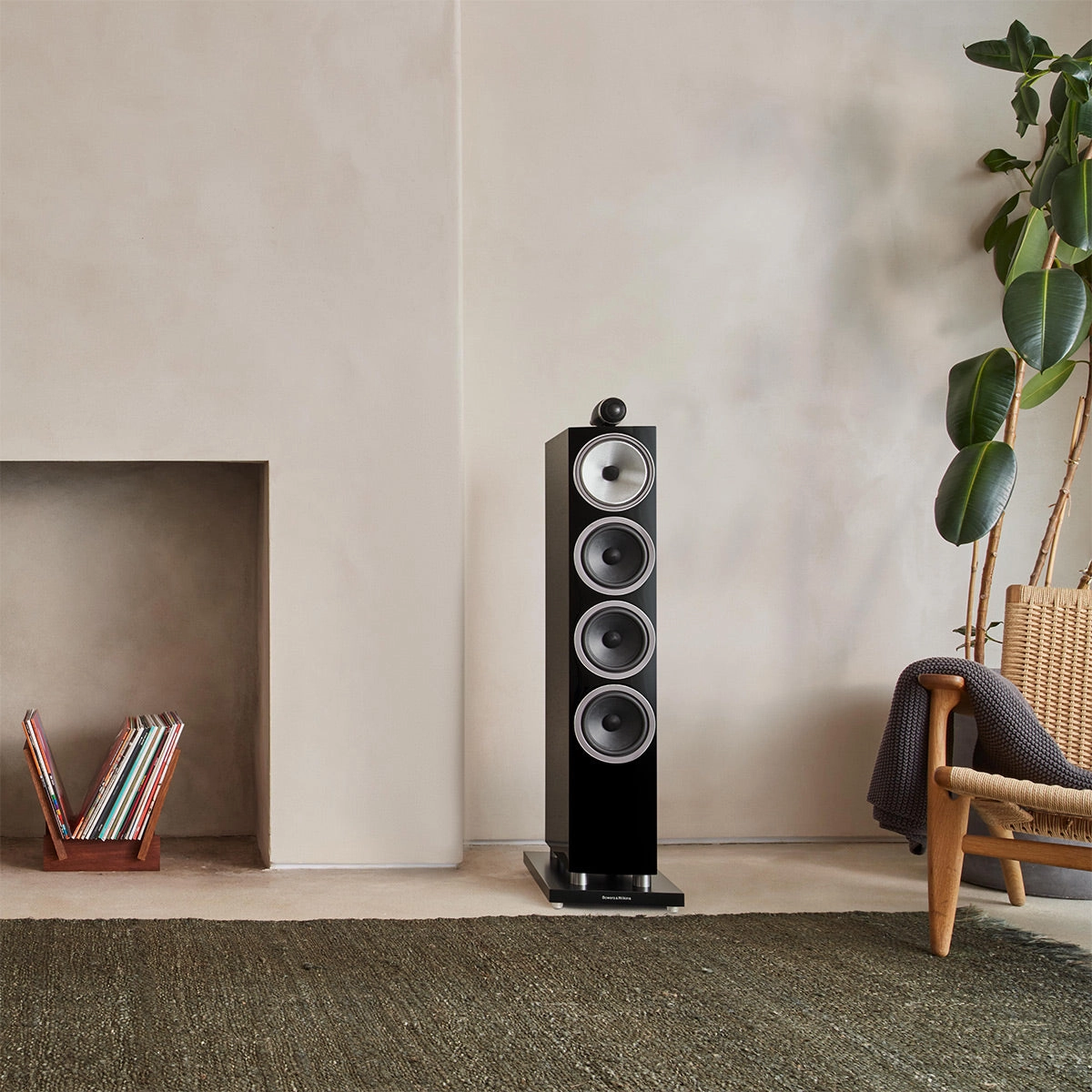 Bowers & Wilkins 702 S3 3-Way Floorstanding Speaker - Pair (Gloss Black)