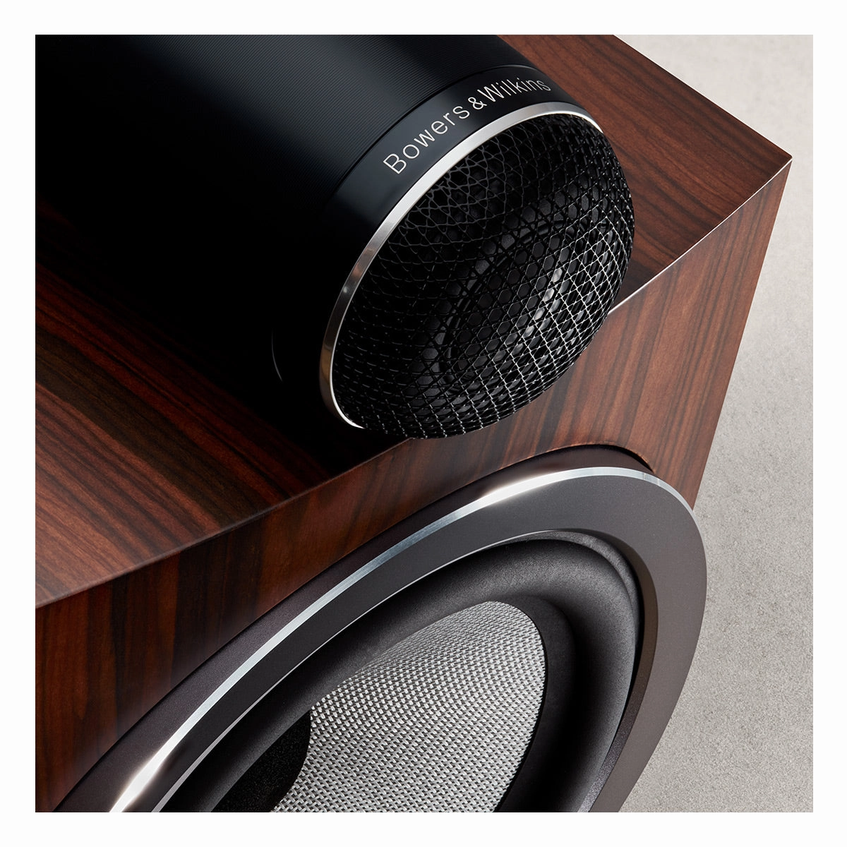 Bowers & Wilkins 705 S3 2-Way Bookshelf Speakers - Pair (Mocha)