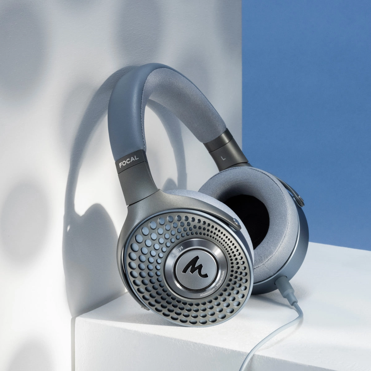 Focal Azurys Closed-Back Headphones (Blue)