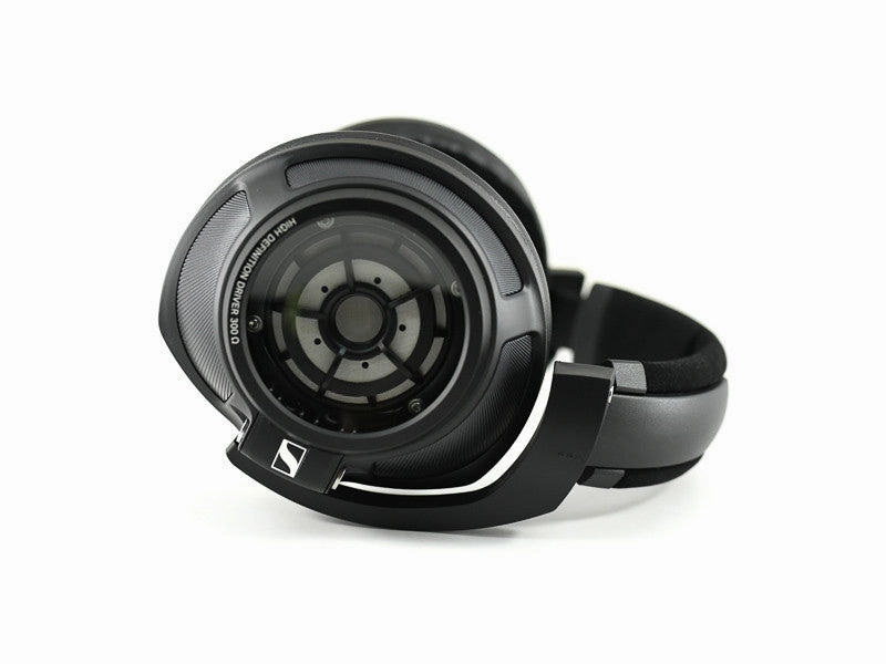 HD 820 Headphones