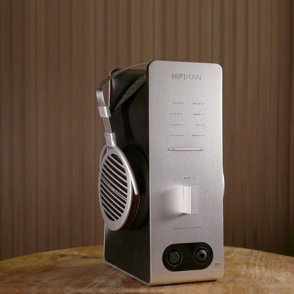 Hifiman EF600 Headphone Amplifier and DAC