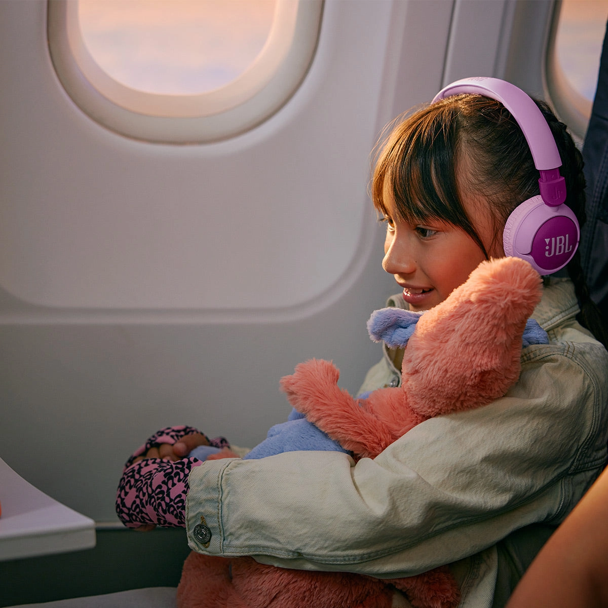 JBL Junior 320 BT Kid Safe On-Ear Wireless Headphones (Purple)