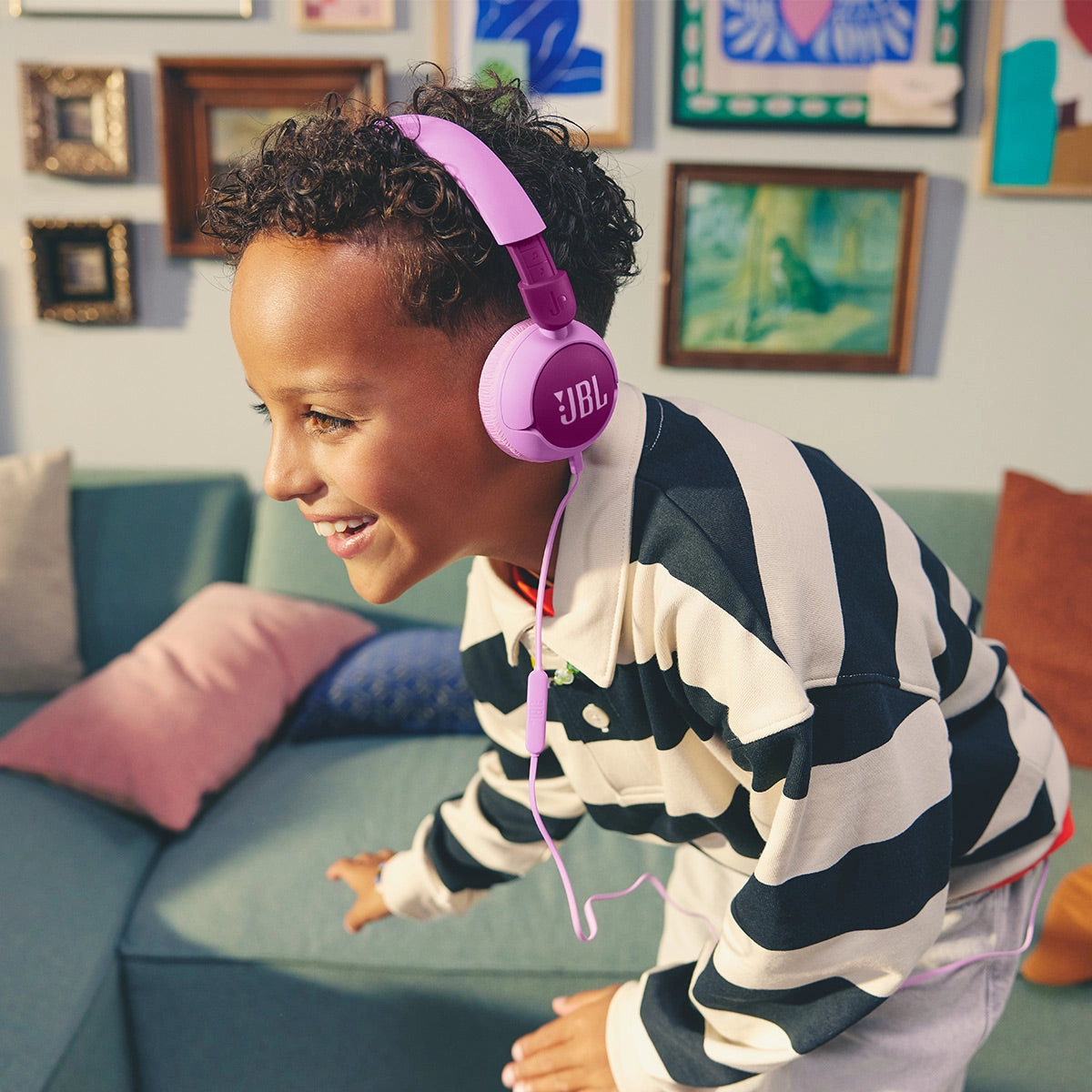 JBL Junior 320 BT Kid Safe On-Ear Wireless Headphones (Purple)