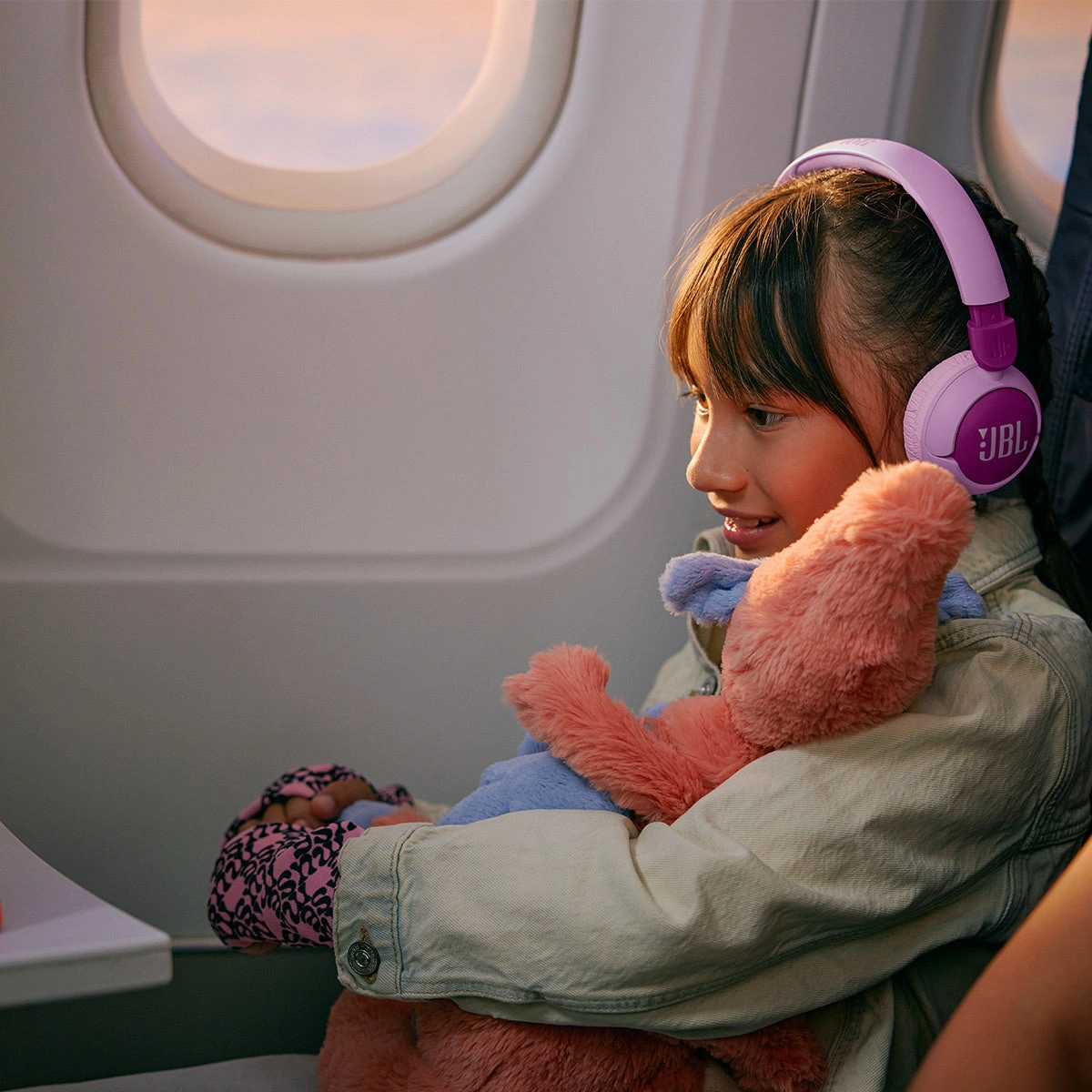 JBL Junior 320 BT Kid Safe On-Ear Wireless Headphones (Purple)