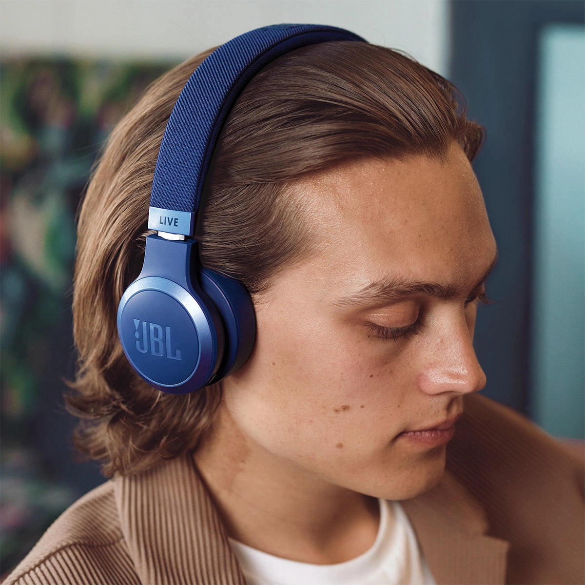 JBL Live 670NC Wireless On-Ear Adaptive Noise Cancelling Headphones (Blue)