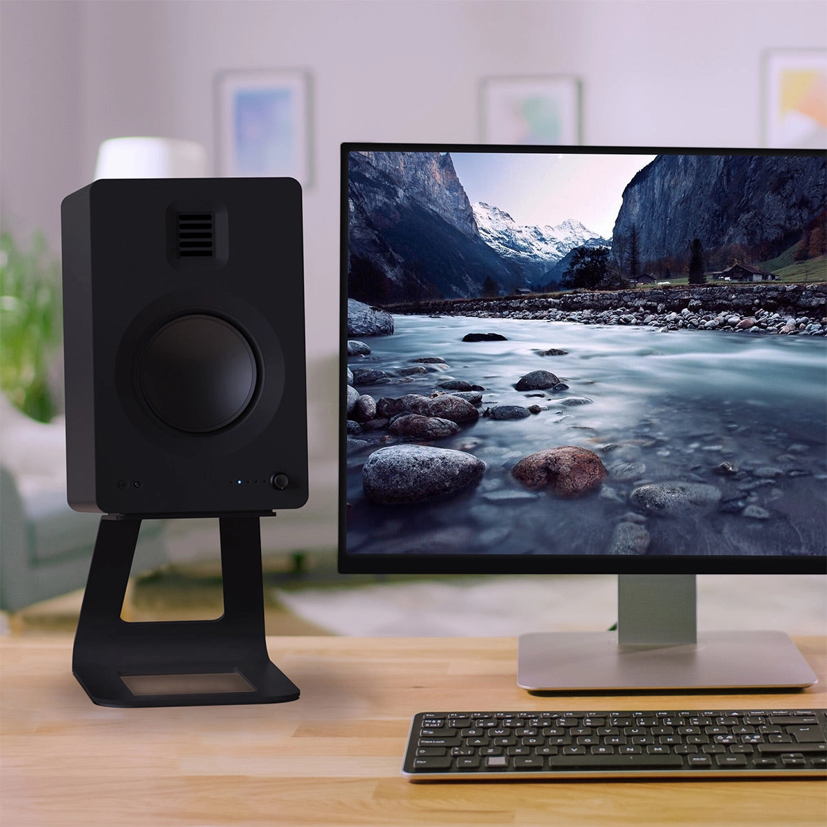 Kanto YU6 Powered Bookshelf Speakers (Walnut) with SE6 Elevated Desktop Speaker Stands (Black)