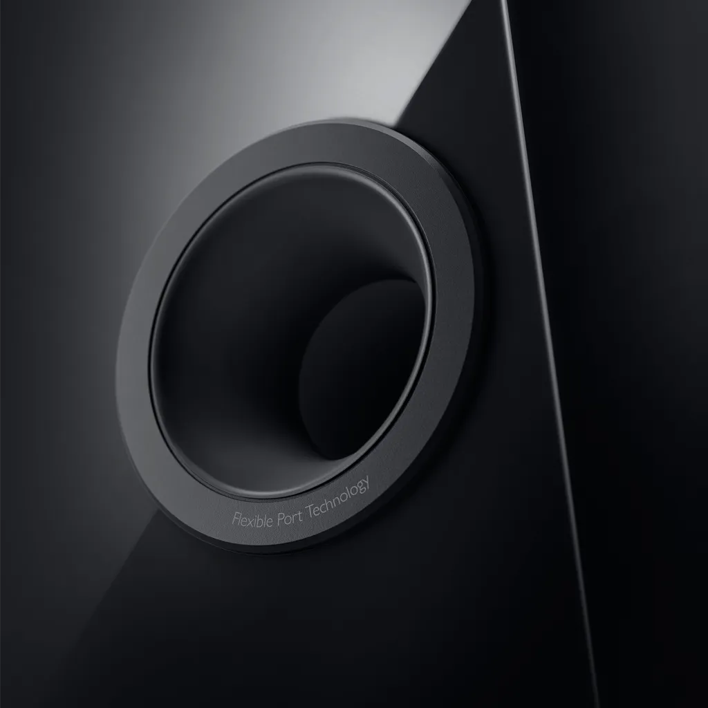 KEF R11 Meta Floorstanding Speakers Pair