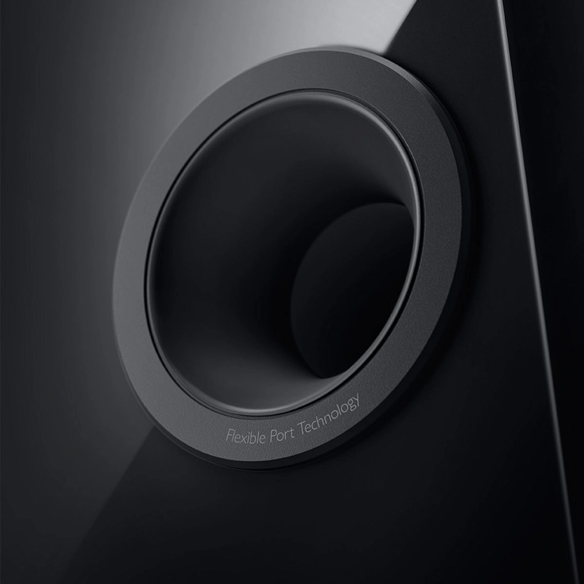 KEF R11 Meta Floorstanding Speaker - Each (Gloss Black)