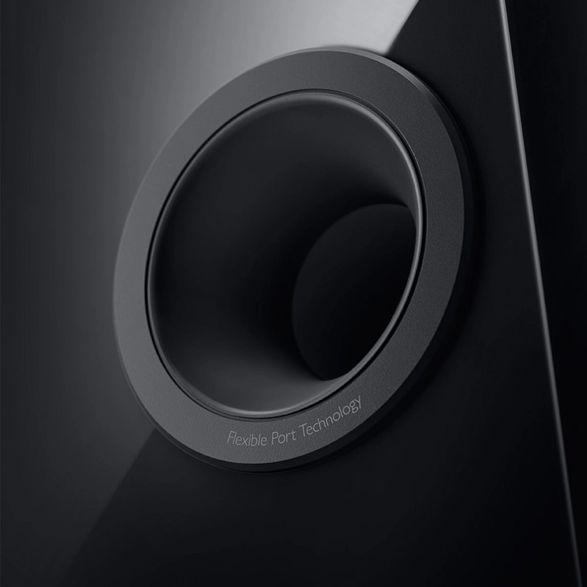 KEF R11 Meta Floorstanding Speaker - Pair (Gloss Black)