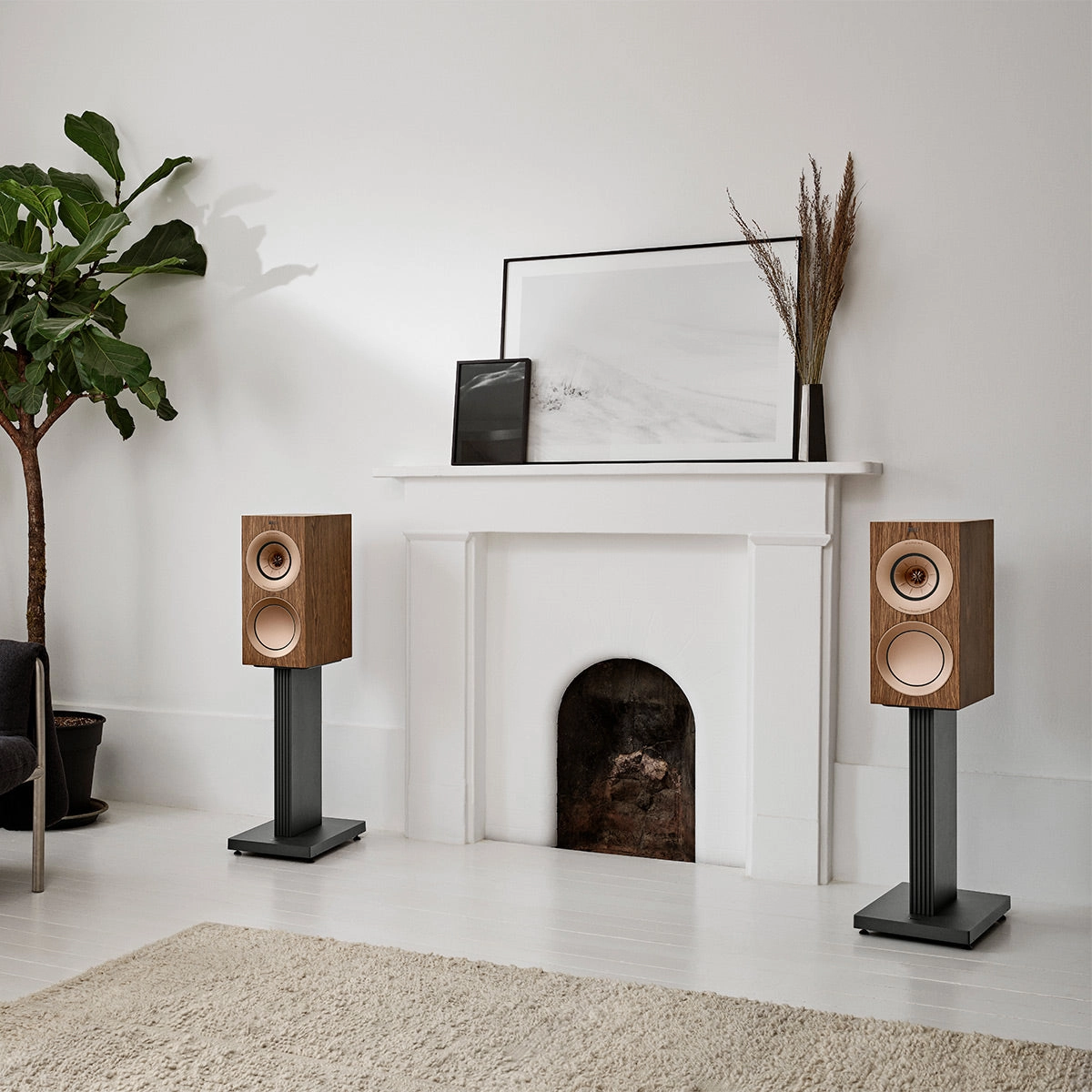 KEF R3 Meta Bookshelf Speaker - Pair (Walnut)