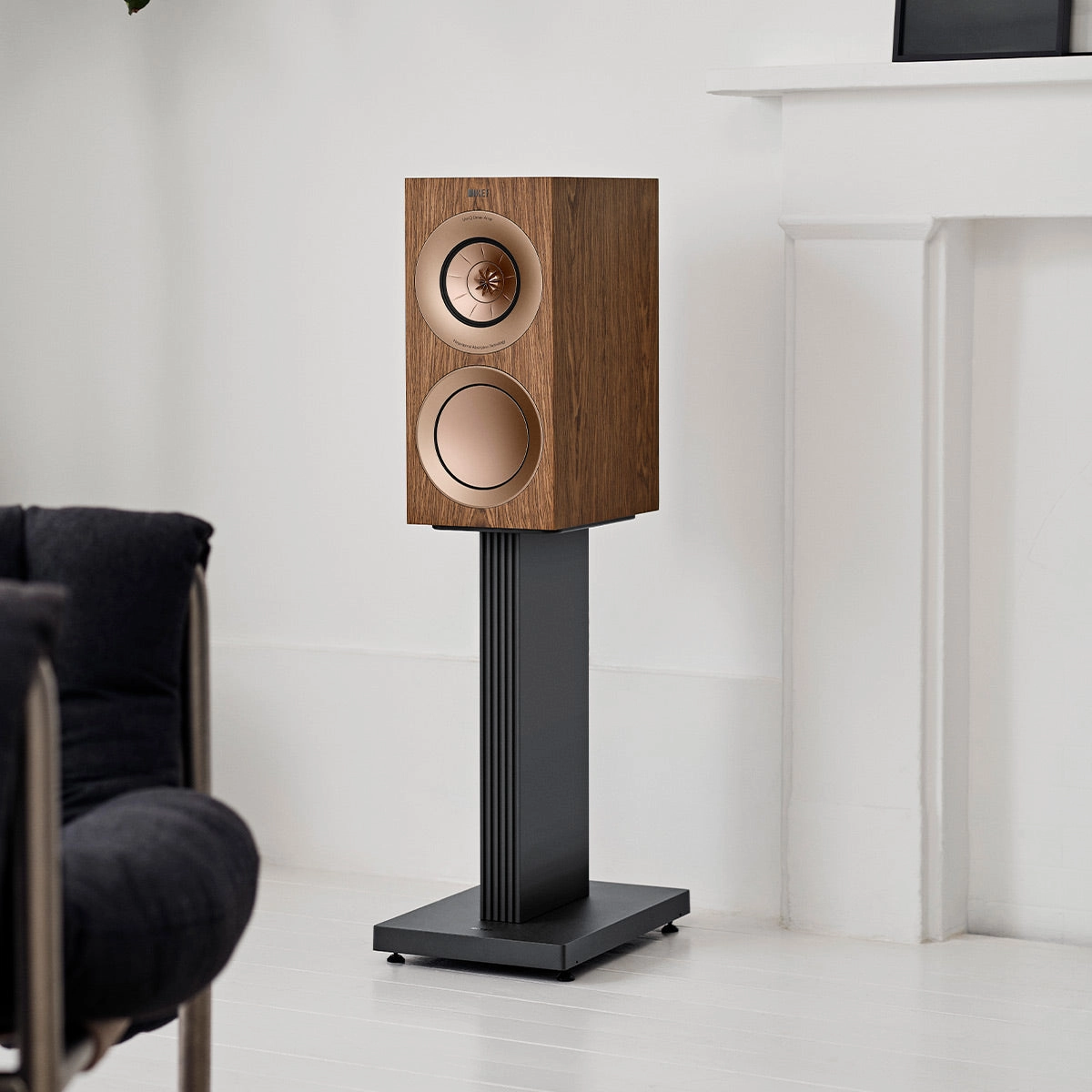 KEF R3 Meta Bookshelf Speaker - Pair (Walnut)