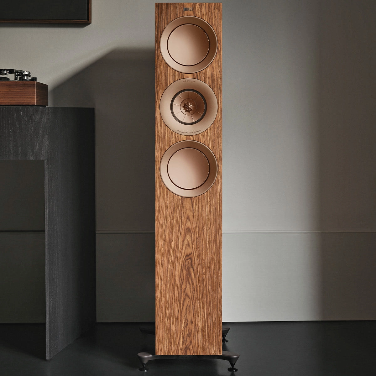 KEF R7 Meta Floorstanding Speaker - Each (Walnut)