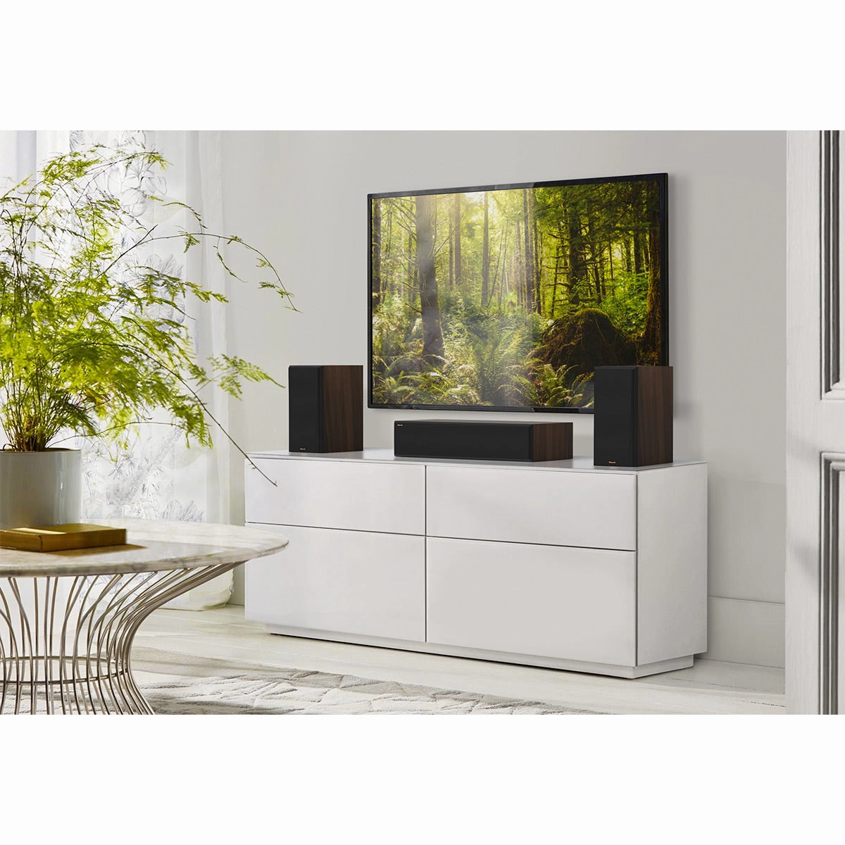Klipsch RP-600M II Reference Premiere Bookshelf Speakers - Pair (Walnut)