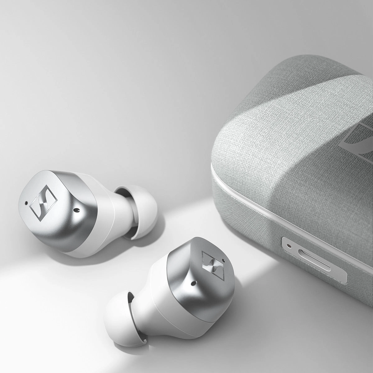 Sennheiser Momentum True Wireless 4 Earbuds (White Silver)