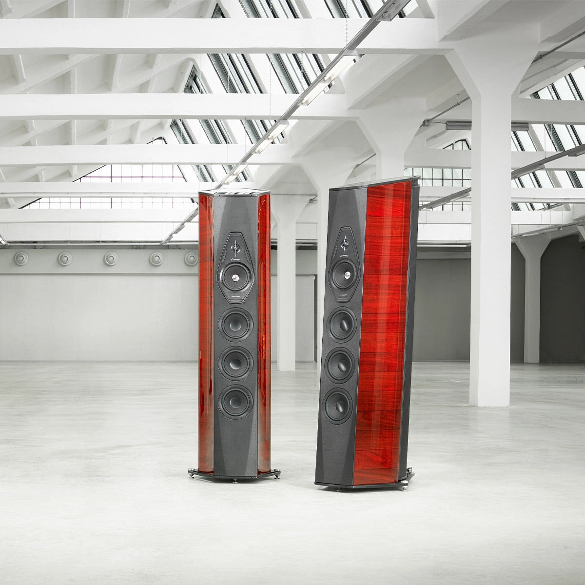 Sonus faber Lilium Floorstanding Speakers - Pair (Red)