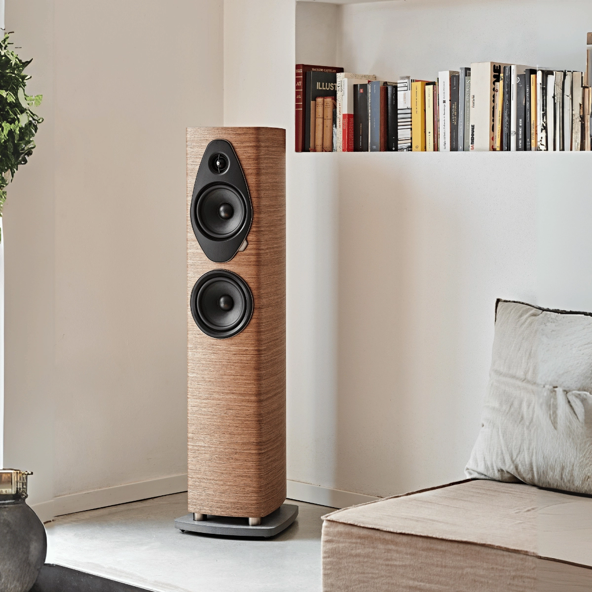 Sonus Faber Sonetto III G2 Floorstanding Speakers Pair