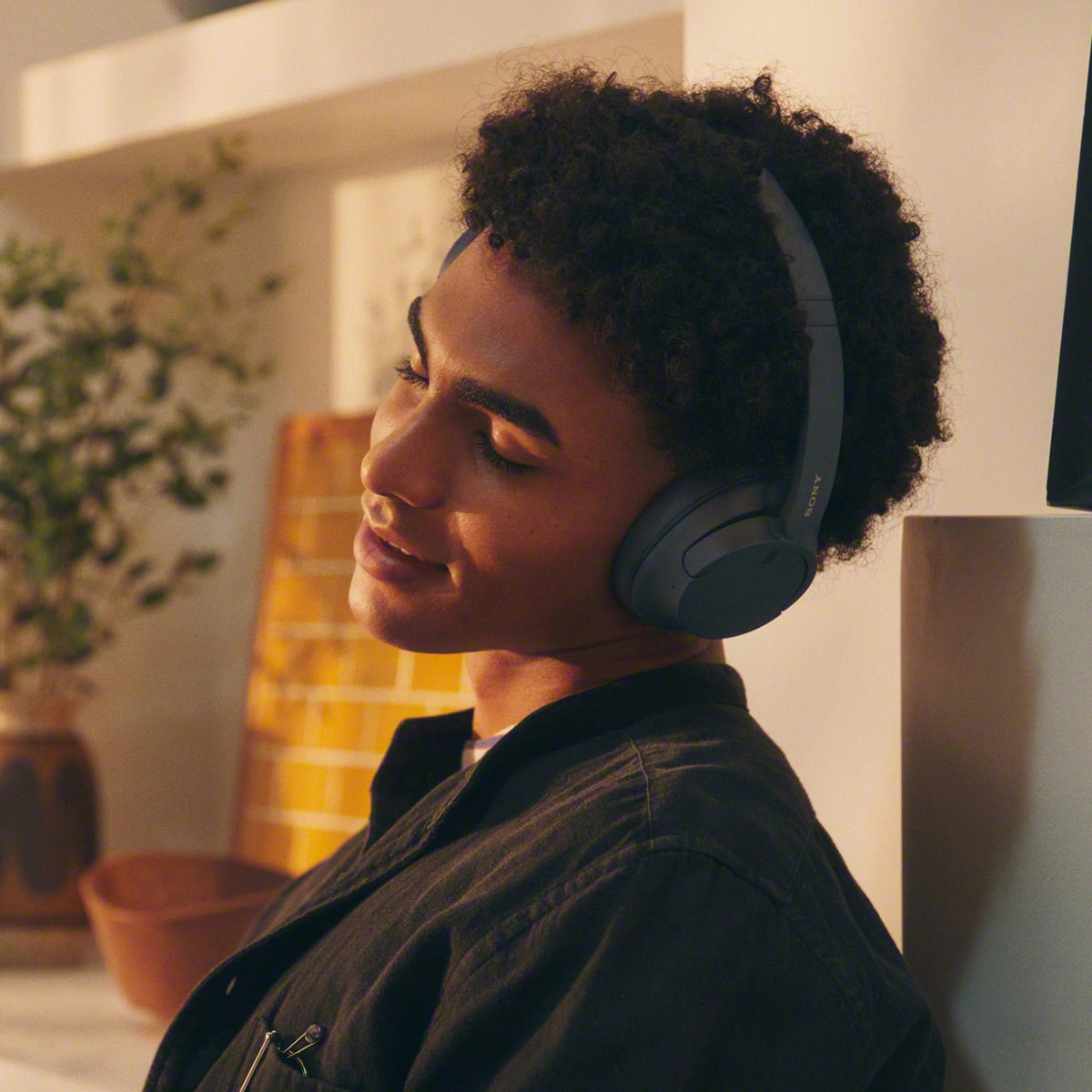 Sony WHCH720N/B Hybrid Wired & Wireless Bluetooth Noise Canceling Headphones