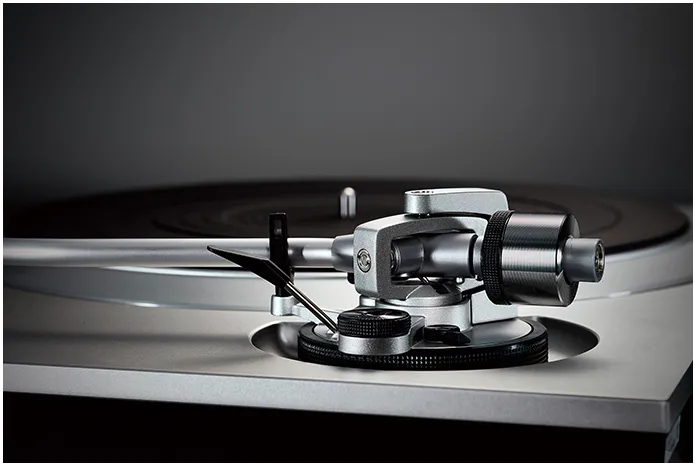 Technics SL-1500C Direct Drive Turntable System