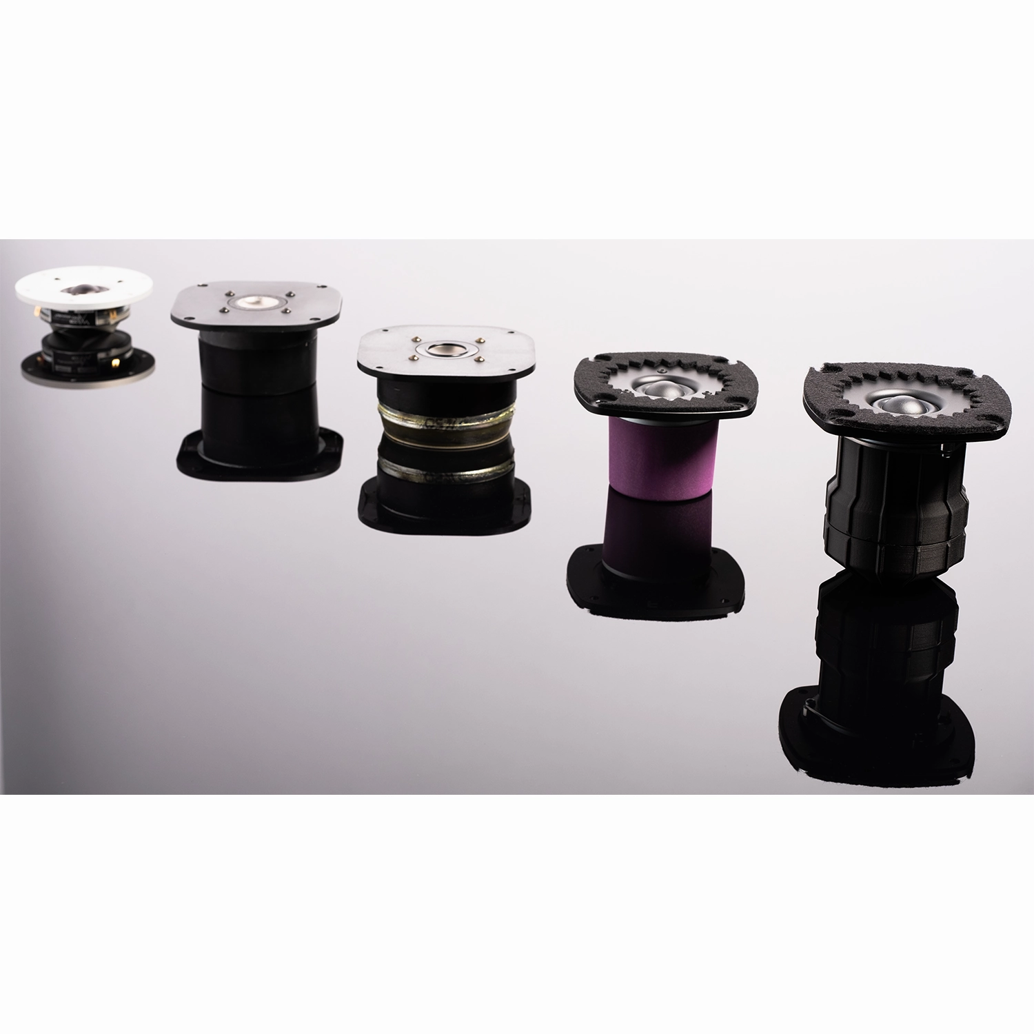 Wilson Audio Alexx V Floor Standing Speakers Pair